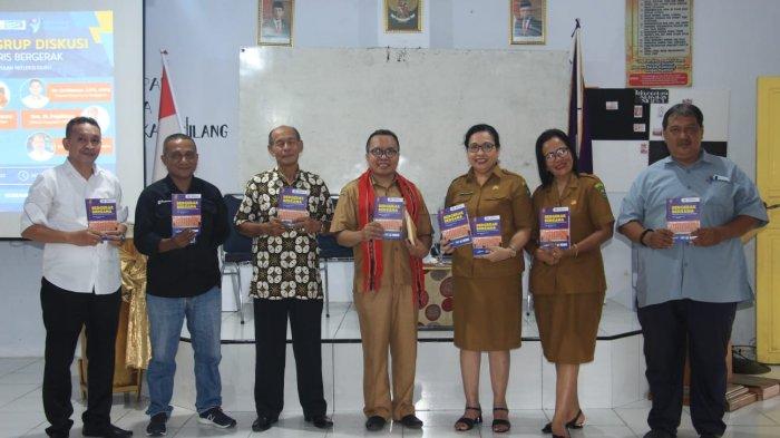 SMA Kristen YPKPM Launching Buku Bergerak Bersama: Hasil Kerja Sama TribunAmbon.com