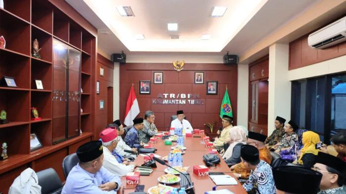 Melalui Hati, Menteri Nusron Bahas Sertipikasi Tanah Wakaf dan Rumah Ibadah di Kaltim