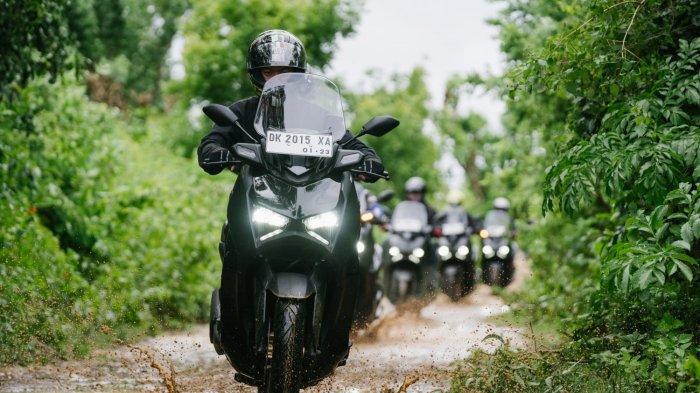 Bikers Wajib Paham, Ini Tips Berkendara saat Hujan dari Yamaha