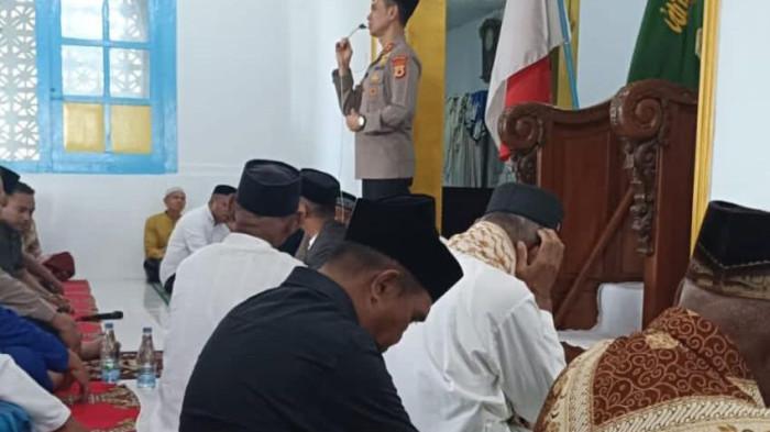 Kunker di Malteng, Kapolda Maluku Silaturahmi dengan Jamaah Masjid Ar Rahman Soahoku
