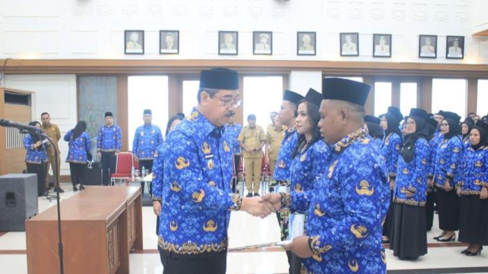 Ratusan Pejabat Fungsional dan PPPK Lingkup Pemprov Maluku di Lantik, Gubernur Ingatkan Fungsi ASN
