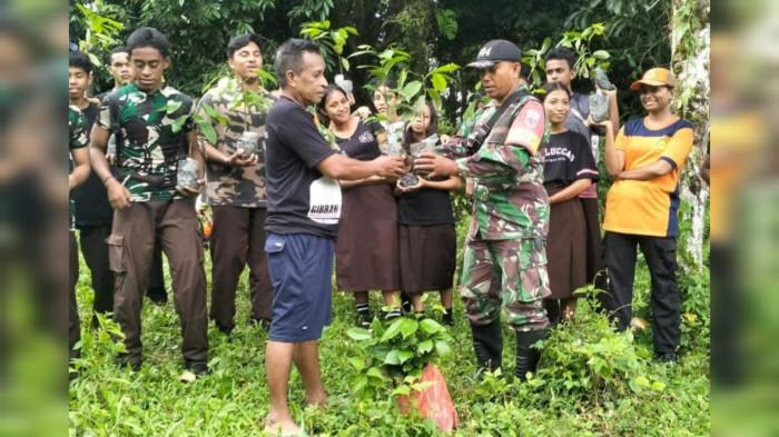 Tanam Ribuan Pohon Pala di Lokasi TMMD Desa Poka Ambon, Begini Harapan Komandan Satgas