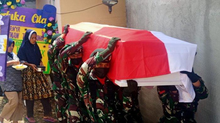 Pimpin Pemakaman Praka Rohman, Pangdam Pattimura Mayjen TNI Richard: Selamat Jalan Pahlawan