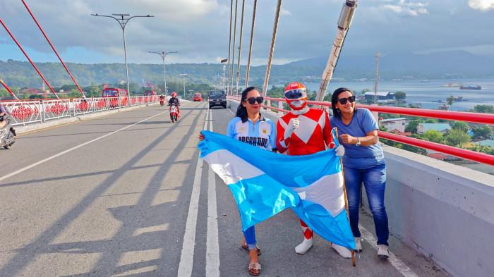 Power Rangers Merah Ramaikan Konvoi Argentina di Ambon, Hidayat: Saya Yakin Juara Dunia
