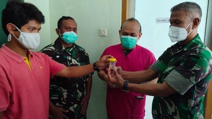 Tim Dokter RST Ambon Angkat Proyektil Dari Korban Konflik Antar Desa yang Positif Covid-19