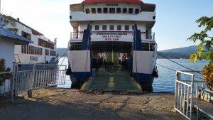 2742021-pelabuhan-kapal-ferry.jpg