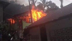Batu-Merah-bakar.jpg