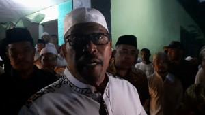 Gubernur-Maluku-Hualoi.jpg