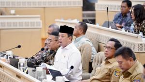 RAPAT-KOMISI-DENGAN-ATR.jpg
