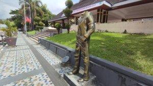 Salah-satu-patung-bertemakan-City-Of-Music-alami-kerusakan.jpg