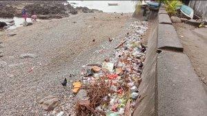 Sampah-x-leihitu-barat.jpg