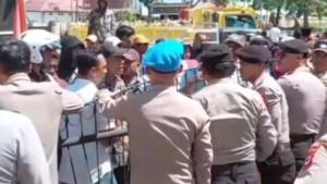 aksi-demo-lai.jpg
