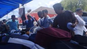 lapak-jualan-peci.jpg