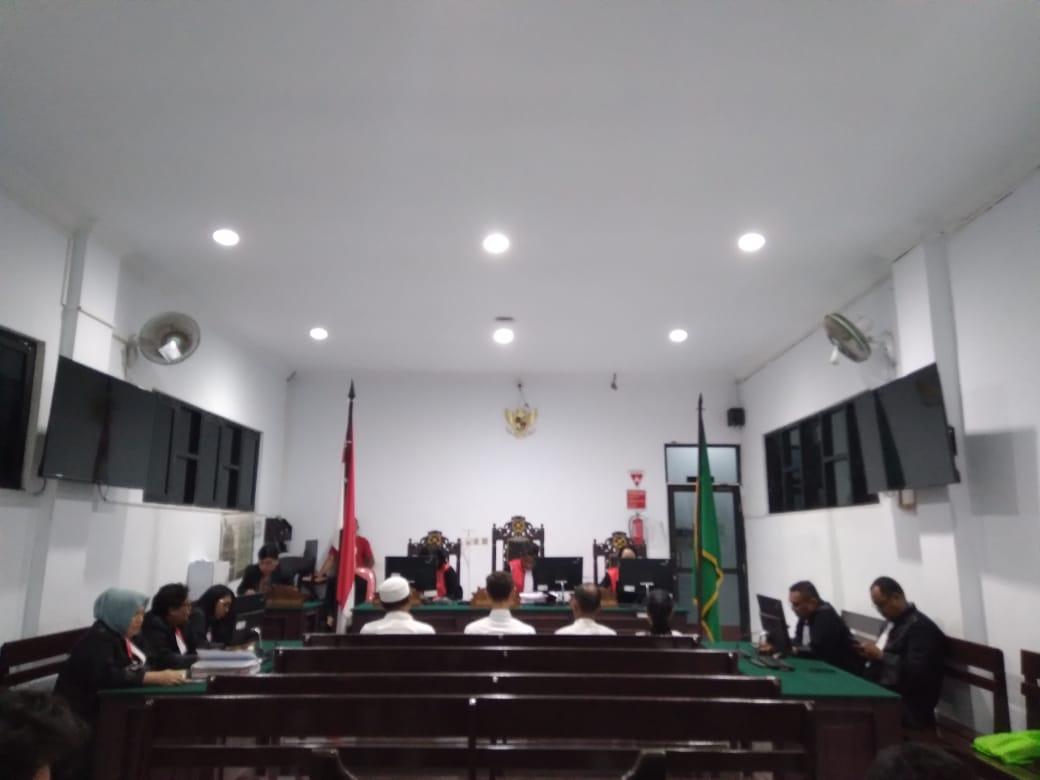1622024-Sidang.jpg