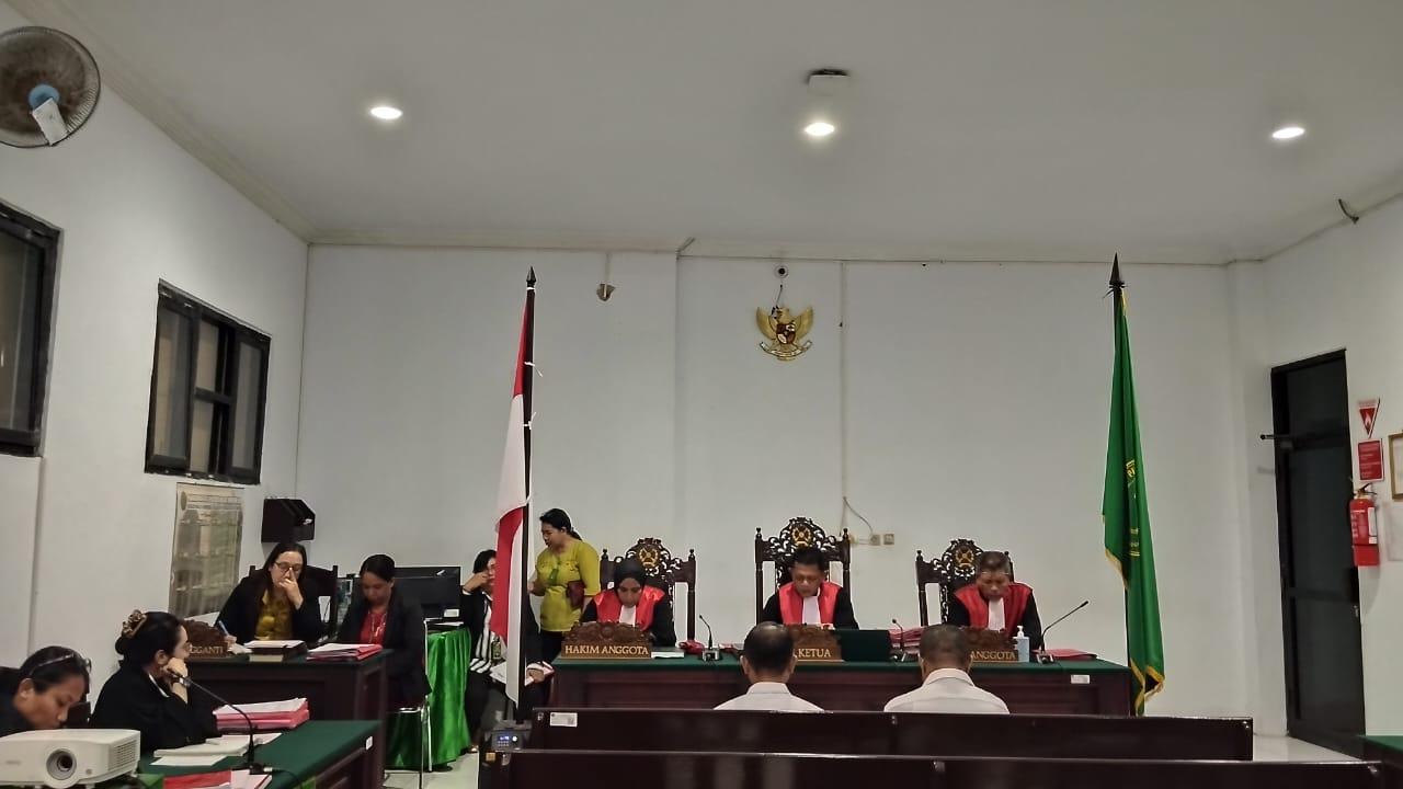 Selundupkan Senpi ke Papua, Hakim Vonis Jerry Loupatty dan Fredy Latupeirissa 4 Tahun Penjara