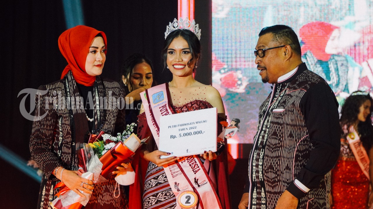 1872022-trophy-putri-pariwisata-maluku-2022.jpg