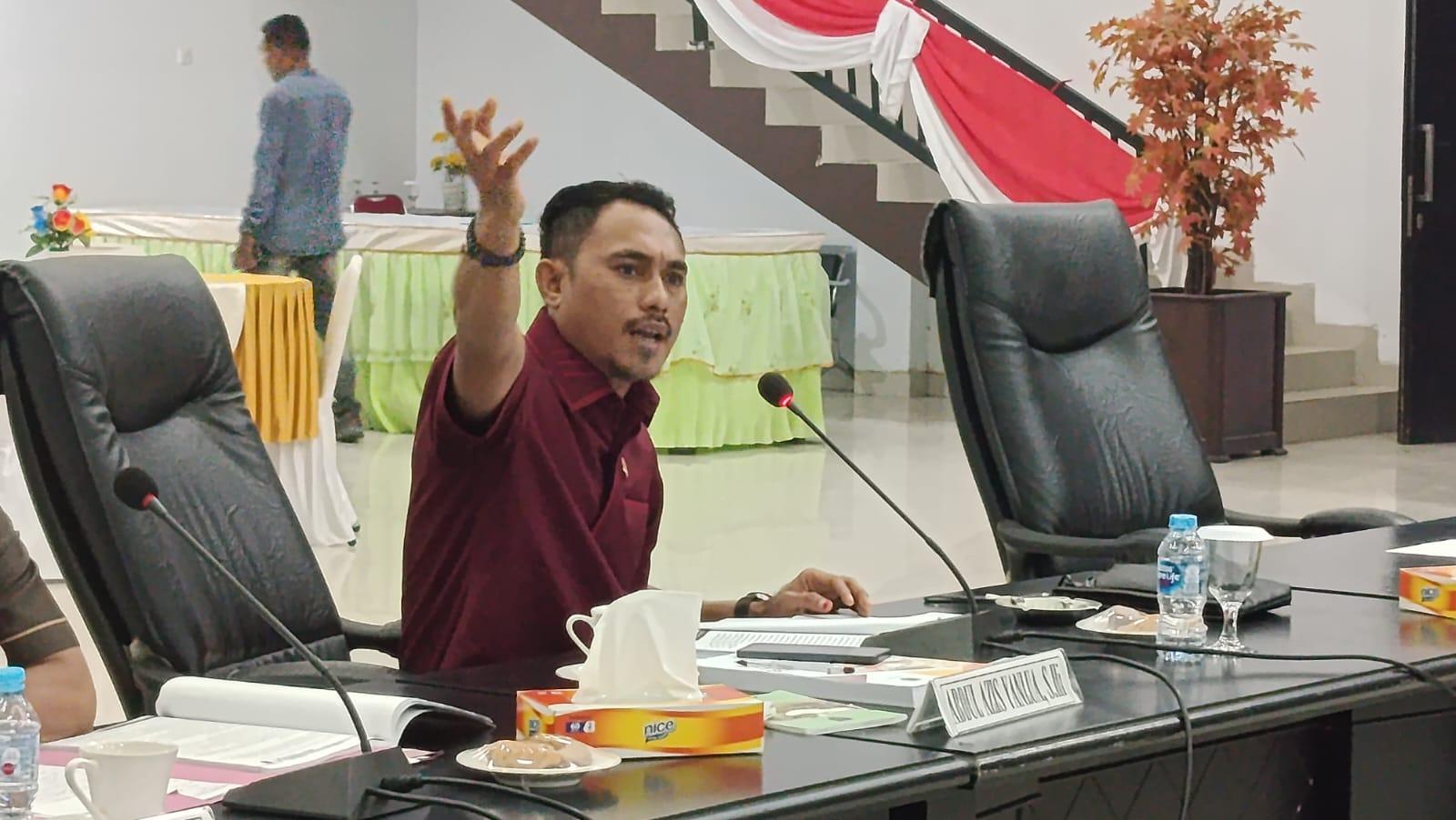 Komisi I: DPRD Bukan Legitimasi Pemda SBT, Singgung TAPD Kerap Tinggal Rapat