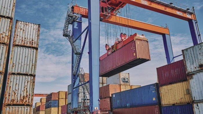 Impor Maluku Turun US 124,75 Juta pada Januari–Oktober 2025