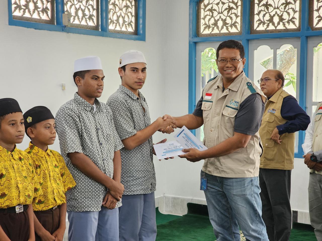 YBM-PLN-bantuan-nataru.jpg