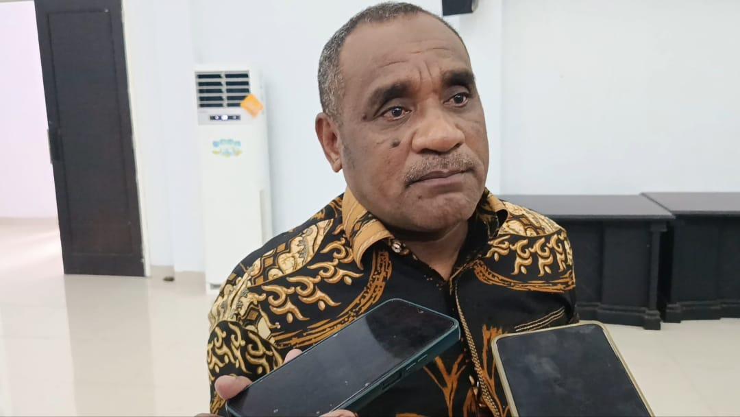 Komisi II DPRD SBT Minta Pembenahan Sebelum Penarikan Retribusi di Pasar Rakyat Bula