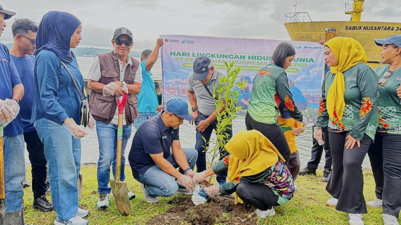 pelindo-tanam-pohon.jpg