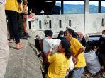 1552022-bersih-sampah.jpg