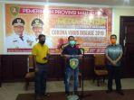 ketua-gugus-tugas-covid-19-berikan-keterangan-pers-di-kantor-gubernur-maluku.jpg