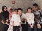komedian-sule-bersama-mantan-istrinya-almarhumah-lina-jubaedah.jpg