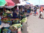 lapak-para-pedagang-di-pasar-mardika-kota-ambon.jpg