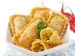 pastel-ayam-kari-enak.jpg