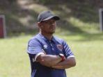 pelatih-maluku-fc-bambang-ardiyanto-123547.jpg