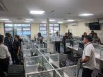 penggerebekan-kantor-pinjaman-online-ilegal-di-mall-pluit-village.jpg