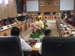 rapat-komisi-i-bhs-halong.jpg