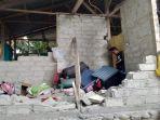 rmah-rusak-akibat-gempa-ambon.jpg