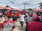 warga-kota-ambon-memadati-pasar-mardika-jelang-perayaan-hari-natal-2020.jpg