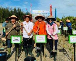 PLN Perkuat Ekosistem Pesisir dengan Tanam Mangrove