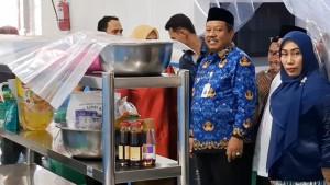 20251118_Saparudin-meninjau-fasilitas-dapur-SPPG.jpg