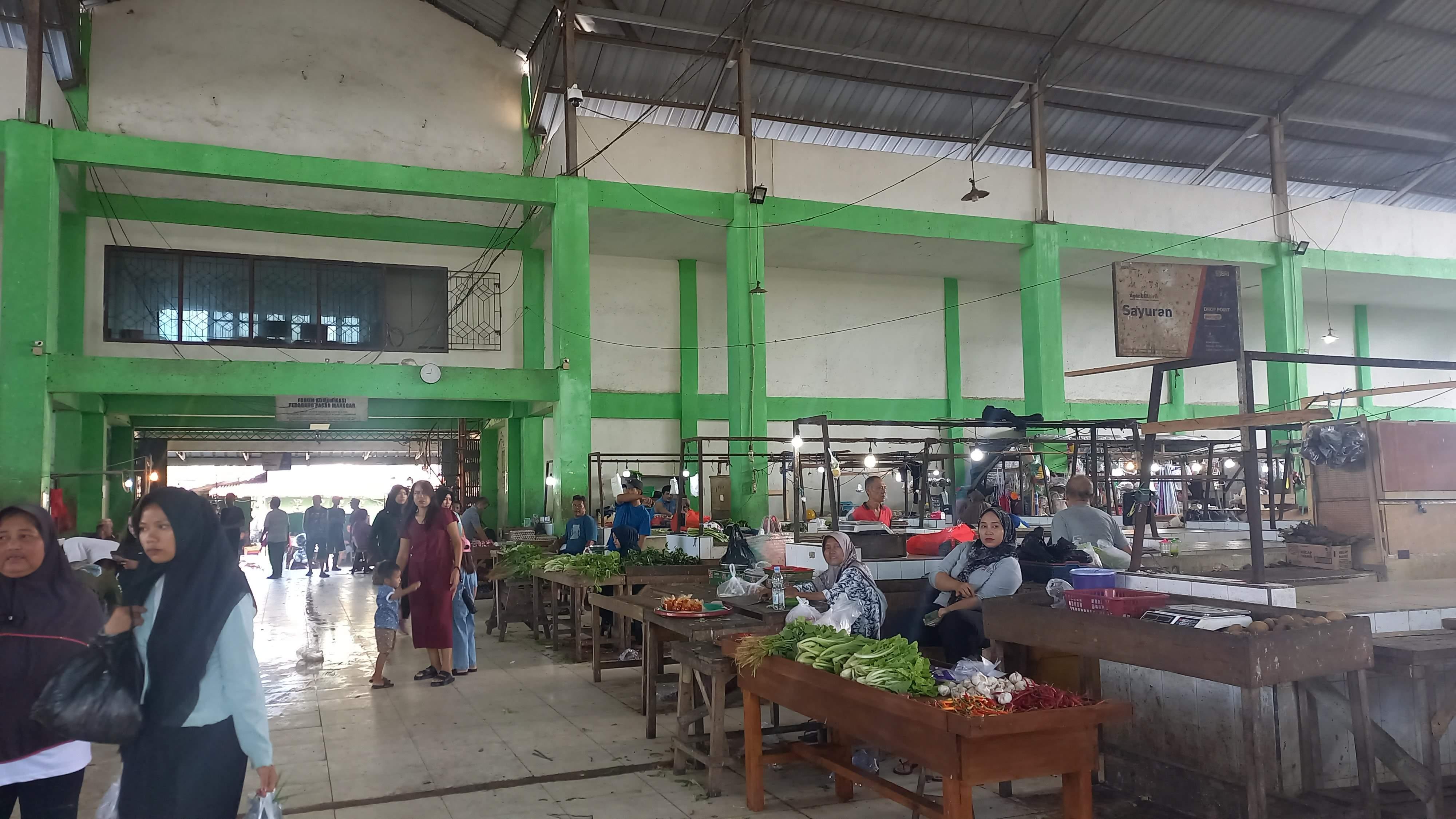 Lapak Pasar Lipat Kijang Sudah Terisi Penuh