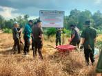 20250728_pemasangan-plang.jpg