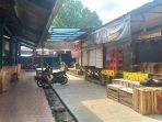 LAPAK-PASAR-TUTUP-Suasana-hari-Lebaran-ketiga-di-Pasar.jpg