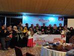 LEBARAN-NUSANTARA-HONDA-Foto-bersama-saat-gelaran-acara.jpg