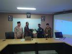 Pelepasan-mahasiswa-yang-akan-dikirim-ke-Aceh-mengikuti-KKN-Melayu-Serumpun-se-Sumatera.jpg