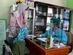 Warga-saat-memanfaatkan-program-Alnafis-di-Puskesmas-Manggar-Belitung-Timur.jpg