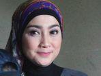 desy-ratnasari.jpg