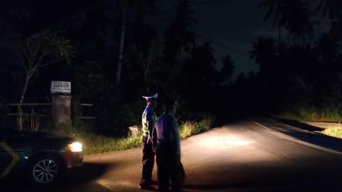 MAUT Jalur Tengkorak Jembrana, Malah Dijadikan Lokasi Trek-trekan Lalu Dibubarkan Polisi Dini Hari!