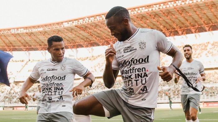 HASIL Persebaya Surabaya vs Bali United, Privat Mbarga Cetak Gol, Bali United Unggul Babak Pertama