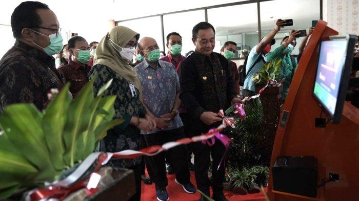 Bupati Gede Dana Resmikan Antrian Online dan Dibukanya Poliklinik Syaraf di RSUD Karangasem