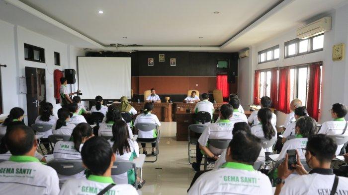 Motivasi Pegawai, Bupati Suwirta Minta Jangan Hanya Bekerja "Dibalik Meja"