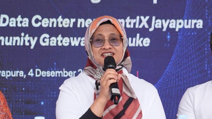 Direktur Utama Telkom, Dian Siswarini, saat acara press conference peresmian fasilitas edge data center neuCentrIX Telkom ke-28 yang berlokasi di Jayapura, Papua pada Kamis (4/12).