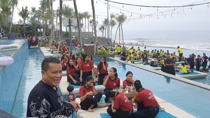 Hotman Paris Ajak Anak Panti dan Penyandang Disabilitas Ikut Berbahagia Pada Ulang Tahunnya ke-63